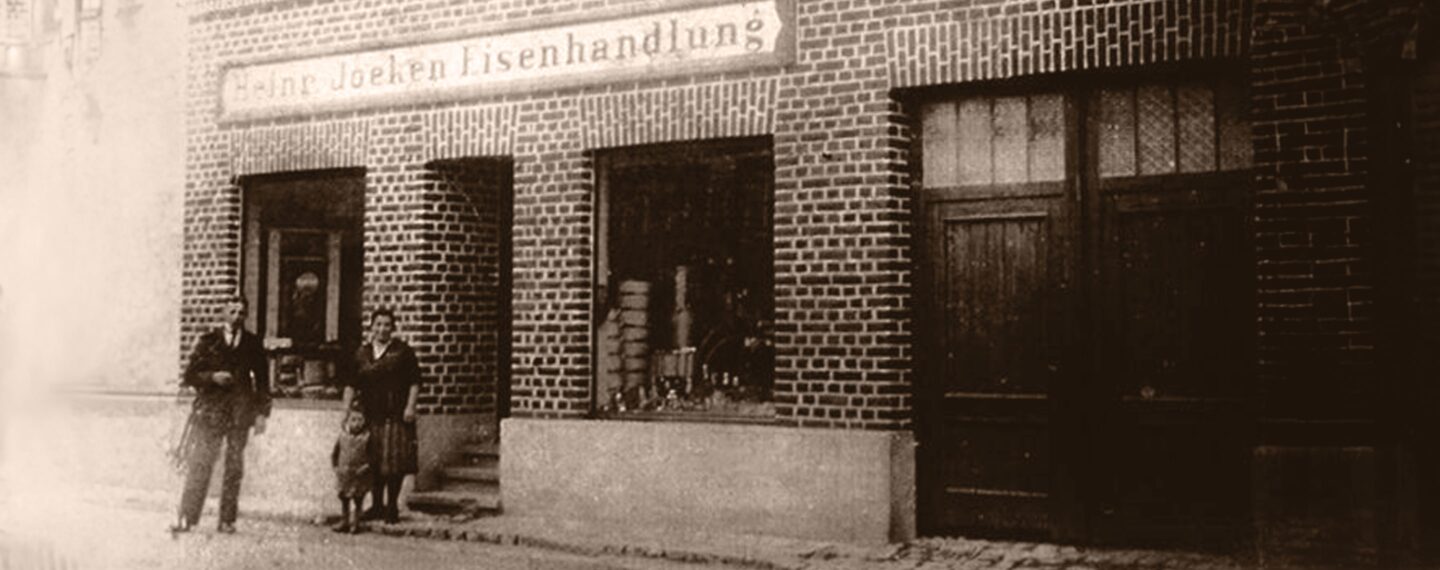 Bild aus den Gründerjahren der Joeken Eisenwarenhandlung